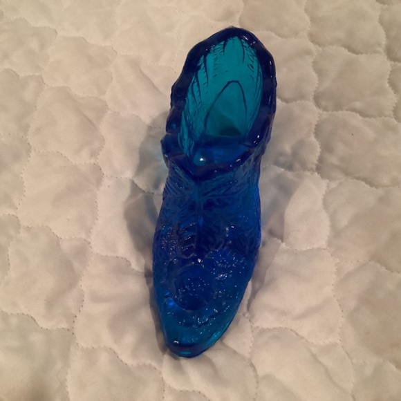 VINTAGE BLUE GLASS SHOE DECORATION BY KANAWHA GLASS COMPANY - Picture 4 of 9